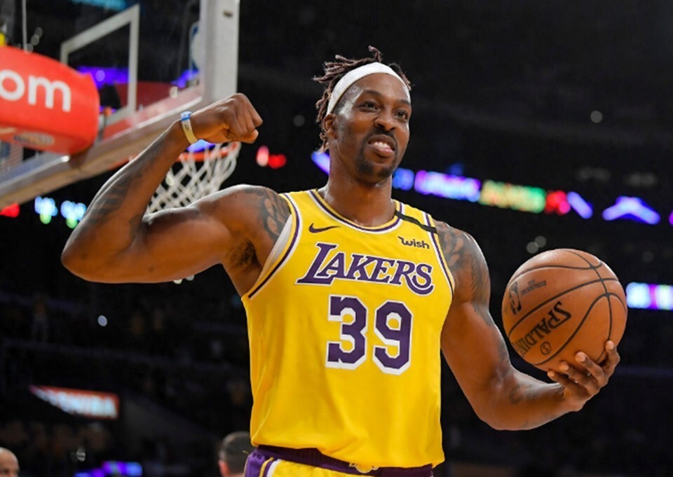 侯森：我决定不了国安守门员上限，但比我次的绝不能站在门前（侯森：国安门将上限不由我决定，但不如我的绝不能把守球门）