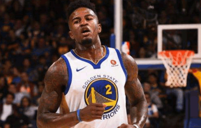 梅开二度助那不勒斯战胜尤文，霍伊伦当选全场最佳球员（双响引领那不勒斯力克尤文，霍伊伦荣膺全场MVP）