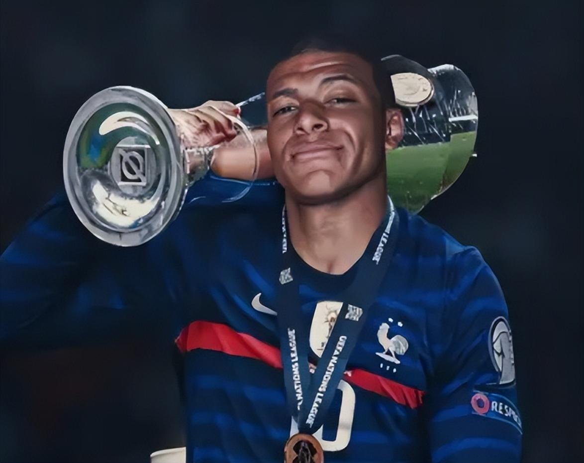 凯恩：替补出场不是我所习惯的，但孔帕尼希望我保持活力（凯恩：替补并非我的常态，孔帕尼希望我保持状态）