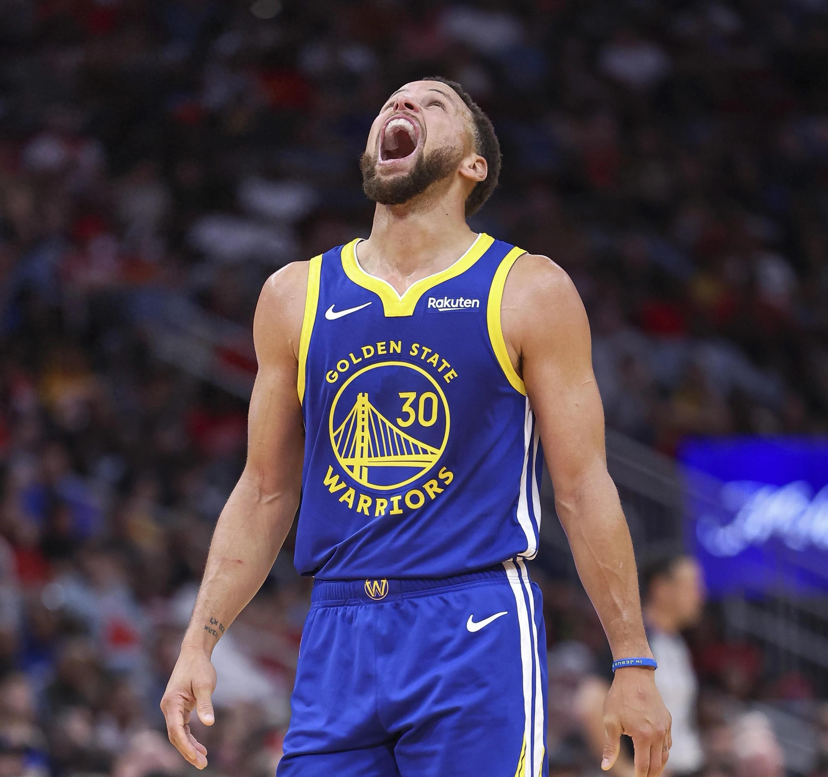 意天空：为预防迈尼昂离队，米兰关注科林蒂安门将乌戈-索萨（意媒：防迈尼昂离队，米兰考察科林蒂安门将乌戈-索萨）