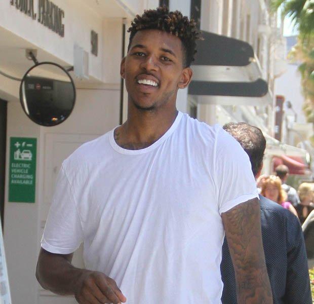 NBA：湖人险胜火箭 詹姆斯砍下38分（詹姆斯轰38分助湖人险胜火箭）