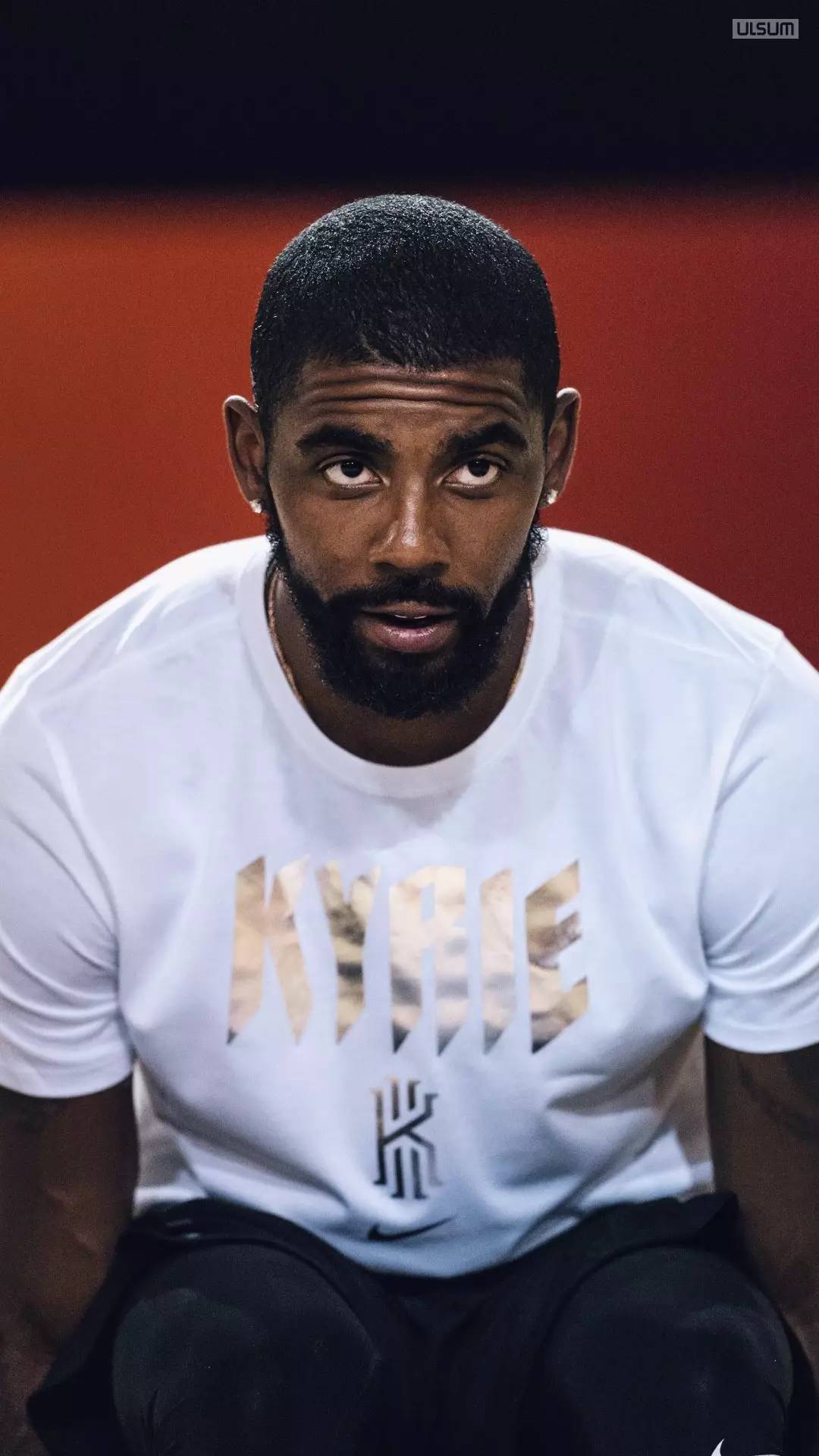 伊尔迪兹：胜利永远属于全队，我很高兴能为戴维送出助攻（伊尔迪兹：团队的胜利最重要，很高兴助攻戴维）