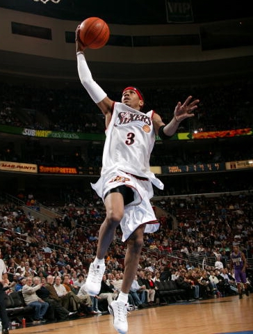 索博斯洛伊：萨拉赫是我的朋友，但这是他和俱乐部之间的事（索博斯洛伊：我和萨拉赫是朋友，他与俱乐部的事不便置评）