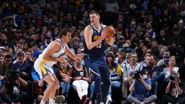 半场：那不勒斯3-0亚特兰大，内雷斯梅开二度，诺阿-朗破门（半场战报：那不勒斯3-0领先亚特兰大，内雷斯梅开二度，诺阿-朗建功）