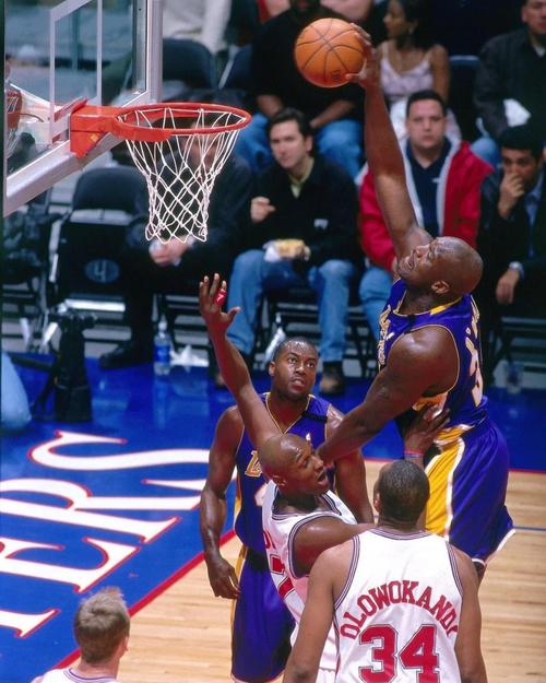 澳超战报：桑托斯破门被吹，麦克阿瑟FC 0-0墨尔本胜利（澳超赛况：桑托斯进球被判无效，麦克阿瑟FC与墨尔本胜利0-0握手言和）