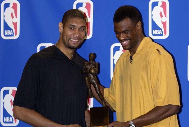 马德兴：U17国足23人名单敲定，邝兆镭10号，梁仕宇落选（马德兴：U17国足23人最终名单出炉，邝兆镭身披10号，梁仕宇无缘）