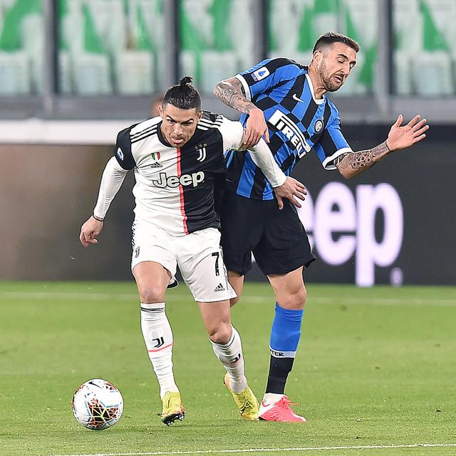 埃里克-加西亚：切尔西轻松摆脱逼抢，我们却不知道怎么调整（埃里克-加西亚：切尔西从容破解逼抢，我们却找不到应对之策）