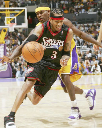 队报盛赞维蒂尼亚：他是巴黎的节拍器和新一代中场的完美代表（《队报》盛赞维蒂尼亚：巴黎的中场节拍器，新一代中场的标杆）